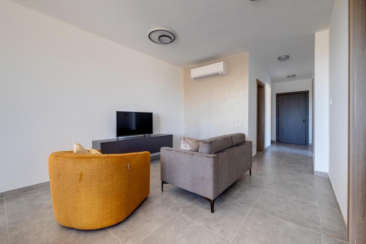 Valley's Edge Apartment